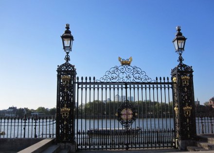  大同鋁合金空調護欄代理-百度推薦