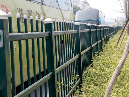 簡(jiǎn)單分析鋅鋼護(hù)欄的重要特性