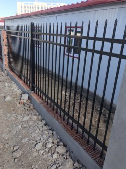  瑞安鋁藝庭院大門如何安裝-百度推薦